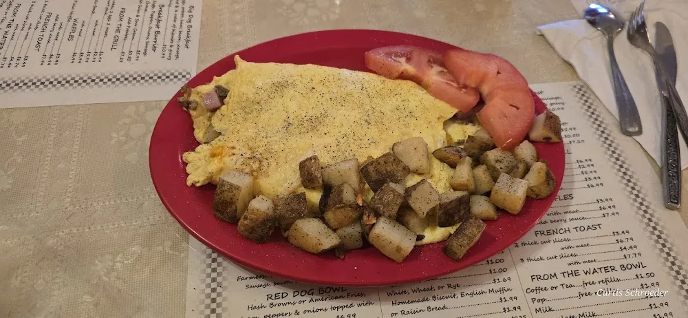 4 Egg Farmers Omelette American Fries and Sliced Tomato
